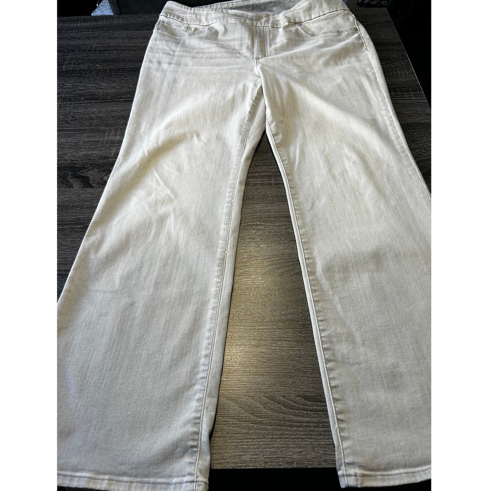 Chicos Size 3R Pull On Bootcut Pants Womens Denim Jeans Neutral Wash